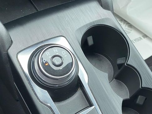 Used 2024 Ford Escape ST-Line image 21