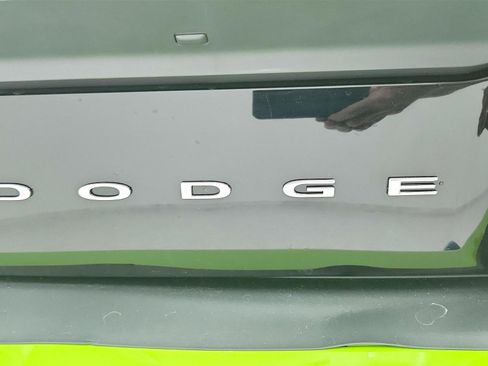 Used 2015 Dodge Challenger SRT Hellcat image 33