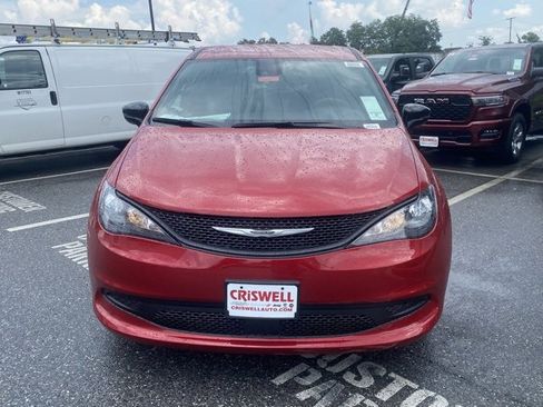 New 2026 Chrysler Voyager LX image 10