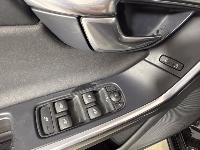 Used 2013 Volvo S60 T5 FWD image 11