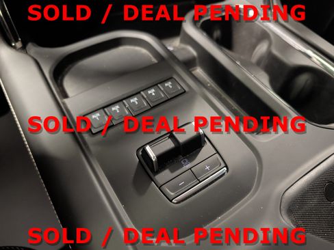 Used 2025 GMC Sierra 2500 AT4X AWD/4WD image 13