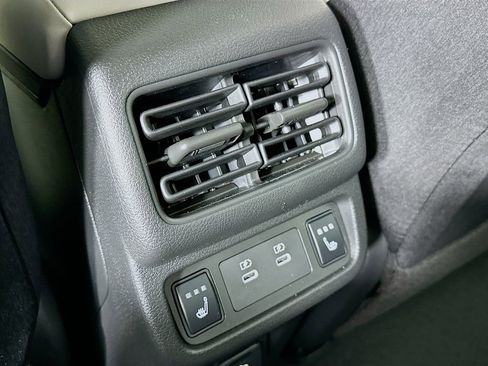 New 2026 Nissan Leaf Platinum+ image 34