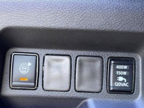 Certified 2025 Nissan Frontier SV w/ SV Convenience Package RWD image 26