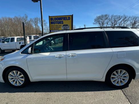 Used 2013 Toyota Sienna Limited w/ Premium Pkg image 8