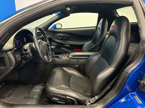 Used 2002 Chevrolet Corvette Z06 w/ Memory Pkg image 22