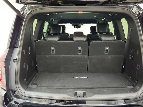 Used 2025 Nissan Armada PRO-4X AWD/4WD image 22