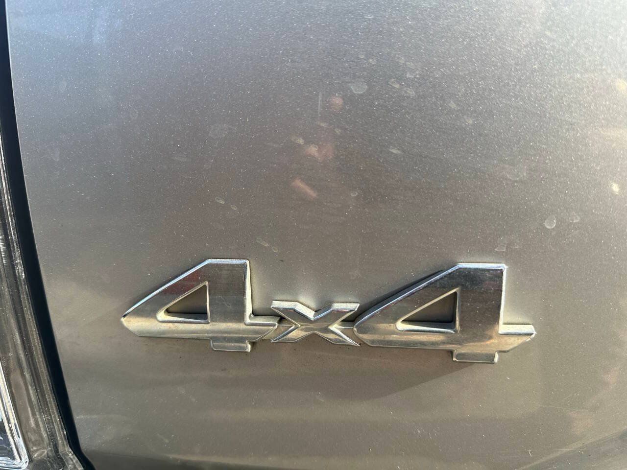 Used 2016 Toyota Tacoma SR5 w/ SR5 Appearance Package (SN) AWD/4WD image 21