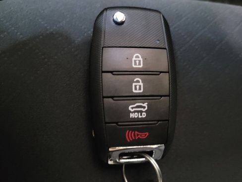 Used 2017 Kia Sorento AWD w/ LX Convenience Package image 32