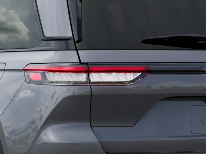 New 2027 Jeep Grand Cherokee Laredo X RWD image 9