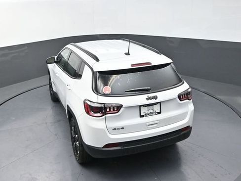 New 2026 Jeep Compass Latitude image 15