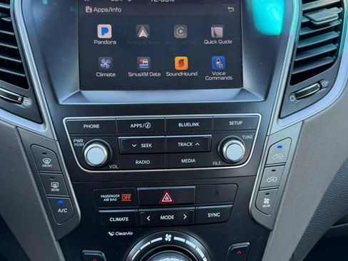 Used 2019 Hyundai Santa Fe XL SE FWD image 29