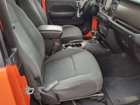 Used 2020 Jeep Wrangler Sport AWD/4WD image 31