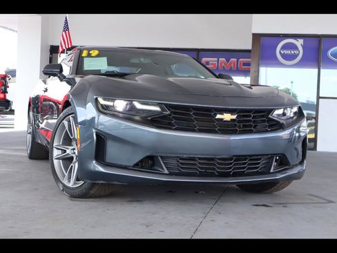 Used 2019 Chevrolet Camaro LT image 1
