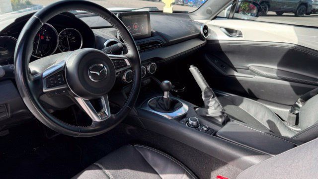 Used 2023 MAZDA MX-5 Miata Grand Touring RWD image 13