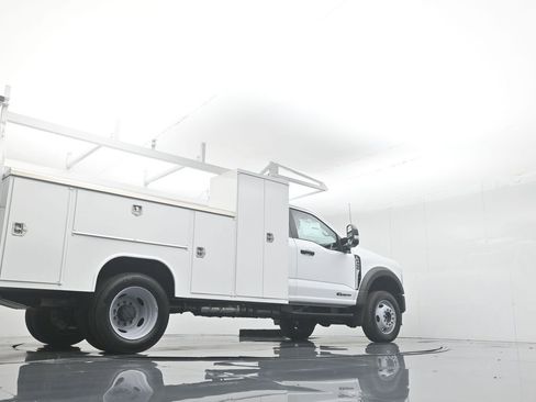 New 2024 Ford F450 XL w/ XL Chrome Package image 53
