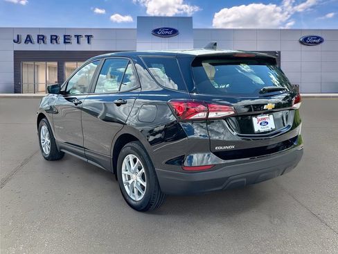 Used 2024 Chevrolet Equinox LS FWD image 5