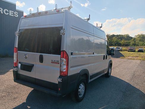 Used 2014 RAM ProMaster 2500 w/ Premium Appearance Group FWD image 5