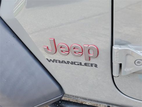 Used 2021 Jeep Wrangler Rubicon image 9