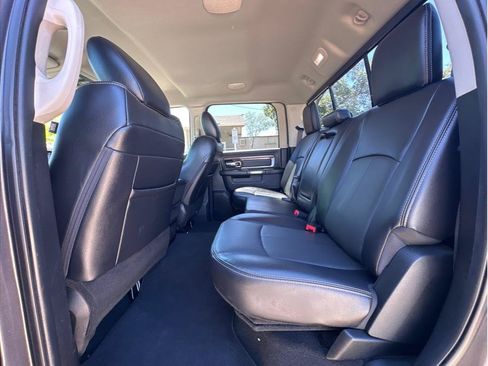 Used 2018 RAM 1500 Laramie w/ Convenience Group AWD/4WD image 13