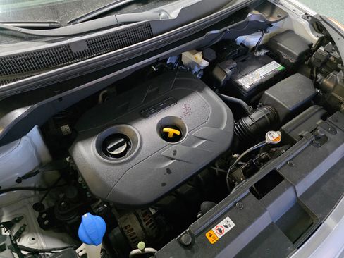 Used 2014 Kia Soul ! w/ Sun & Sound Package image 35