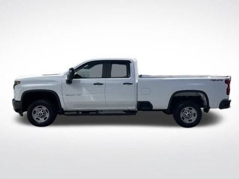 Used 2023 Chevrolet Silverado 2500 W/T w/ WT Convenience Package AWD/4WD image 4