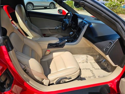 Used 2007 Chevrolet Corvette Convertible w/ Preferred Equipment Group image 30