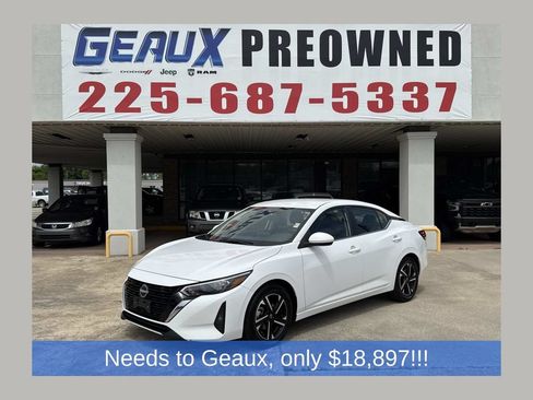 Used 2025 Nissan Sentra SV FWD image 1