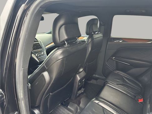 Used 2017 Lincoln MKC Reserve image 18