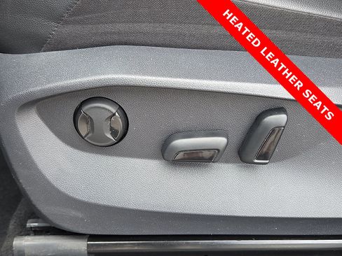 Used 2024 Volkswagen Tiguan Wolfsburg Edition FWD image 16