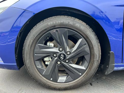 Used 2023 Hyundai Elantra SEL image 16