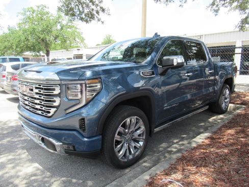 Used 2026 GMC Sierra 1500 Denali AWD/4WD image 2