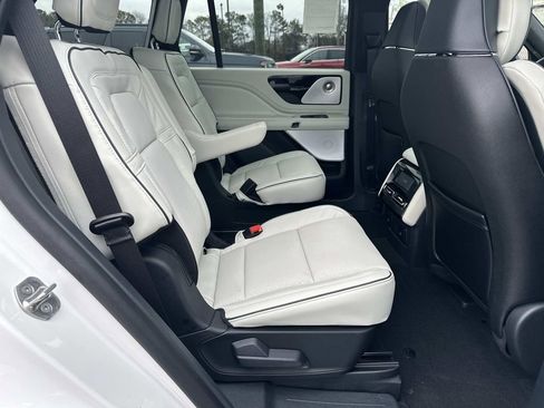 New 2026 Lincoln Aviator Black Label image 15