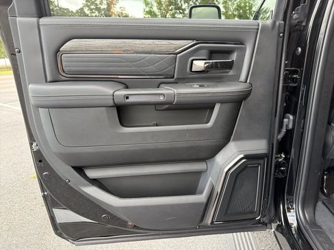 New 2026 RAM 3500 Limited AWD/4WD image 29