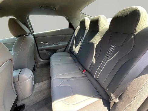 Certified 2026 Hyundai Elantra Sport FWD image 22