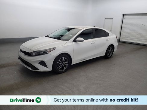 Used 2022 Kia Forte LXS FWD image 1