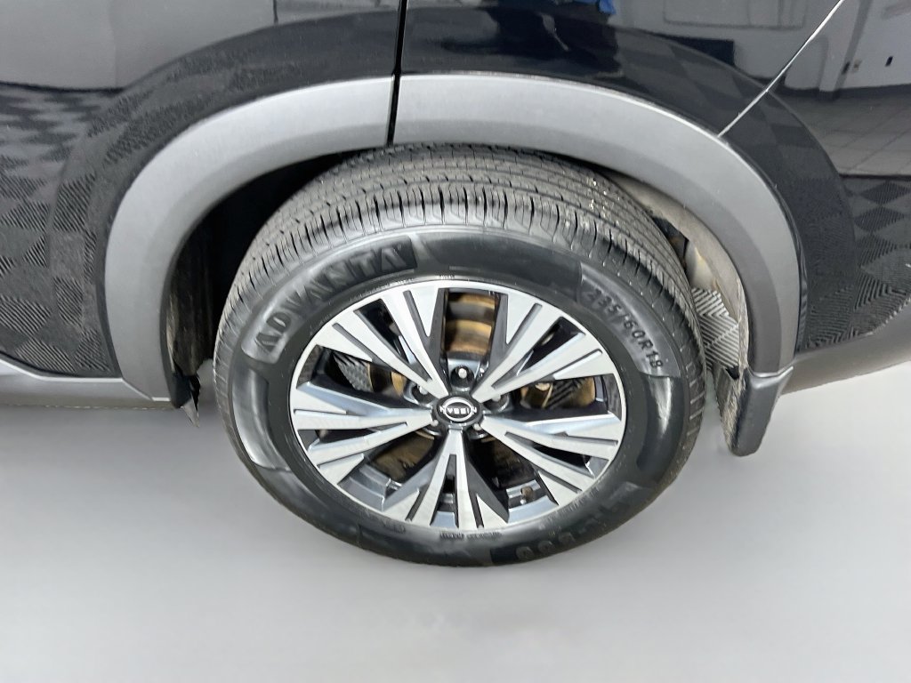 Used 2023 Nissan Rogue SV w/ SV Premium B Package AWD/4WD image 24