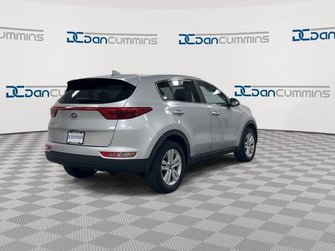 Used 2017 Kia Sportage LX image 8