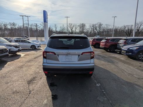 Used 2022 Honda Pilot Sport image 4