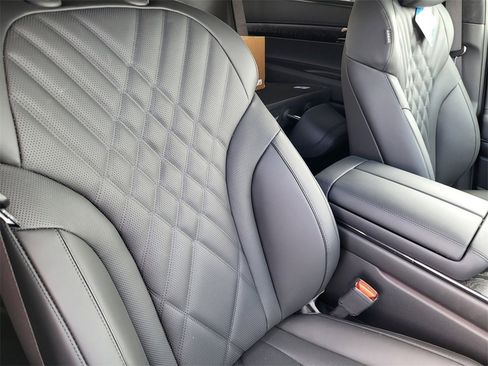 New 2026 Genesis GV80 3.5T Prestige image 16