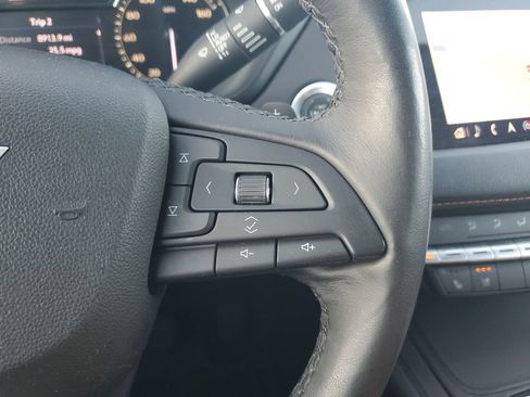 Used 2019 Cadillac XT4 Premium Luxury FWD image 22