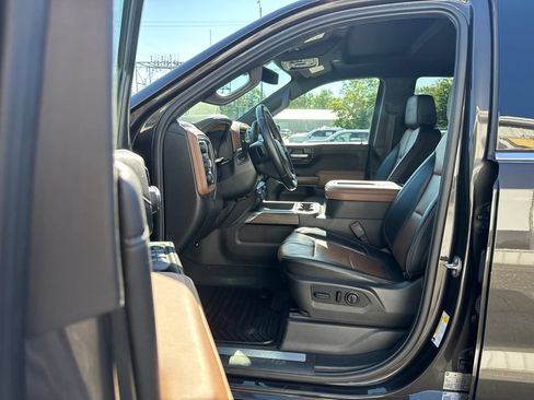 Used 2021 Chevrolet Silverado 1500 High Country AWD/4WD image 14