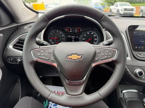Used 2025 Chevrolet Malibu LT w/ Sport Edition FWD image 35