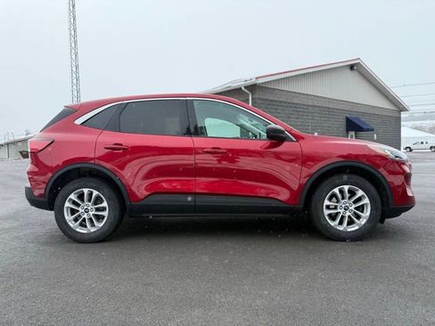 Used 2022 Ford Escape SE w/ Cold Weather Package image 7