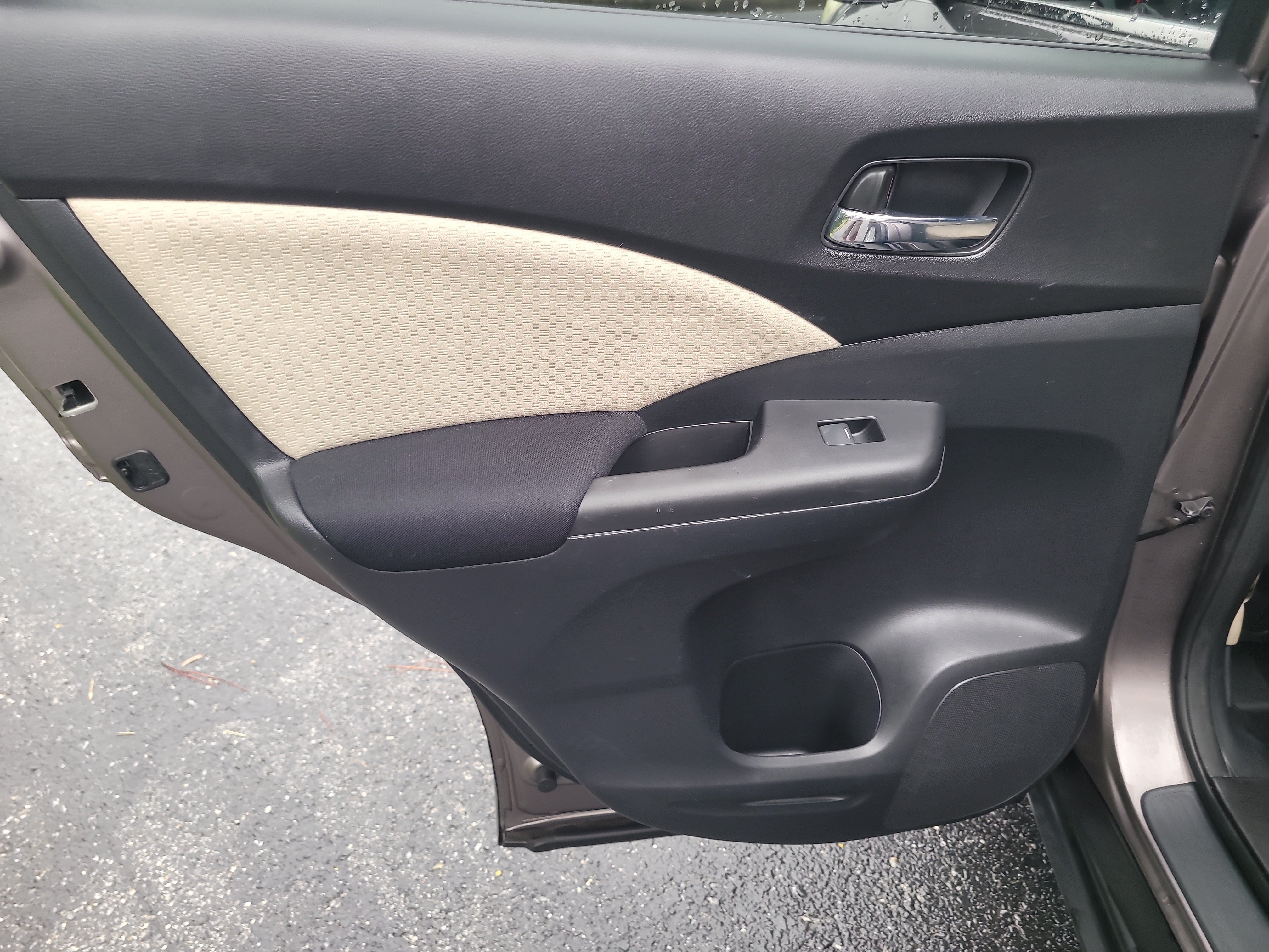 Used 2016 Honda CR-V EX image 12