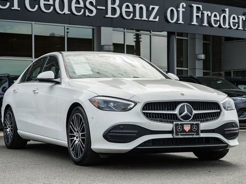 Used 2025 Mercedes-Benz C 300 4MATIC Sedan image 1