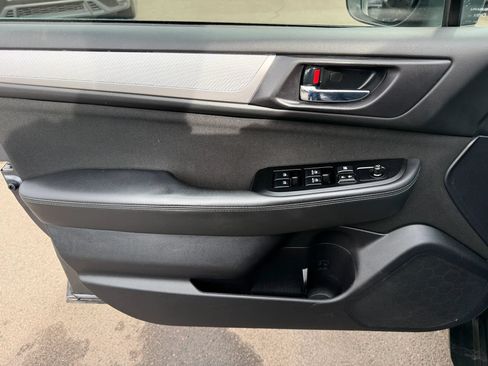 Used 2019 Subaru Outback 2.5i Premium AWD/4WD image 13