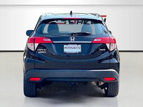 Used 2019 Honda HR-V LX image 6