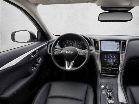 Used 2019 INFINITI QX50 Luxe w/ Navigation Package AWD/4WD image 24