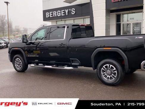 New 2026 GMC Sierra 2500 SLE w/ SLE Value Package; image 7
