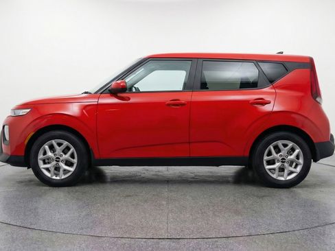 Used 2025 Kia Soul LX w/ LX Technology Package image 5